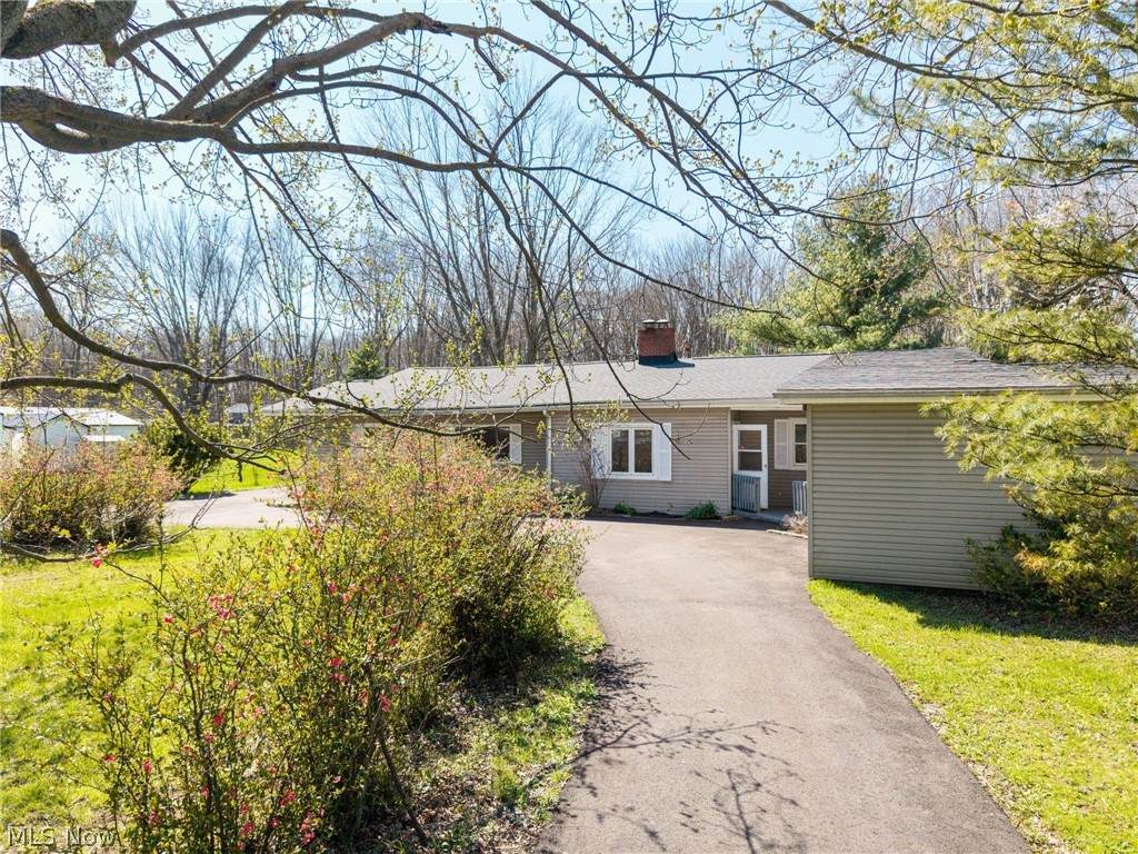 4942 Lear Nagle Road - Photo 1