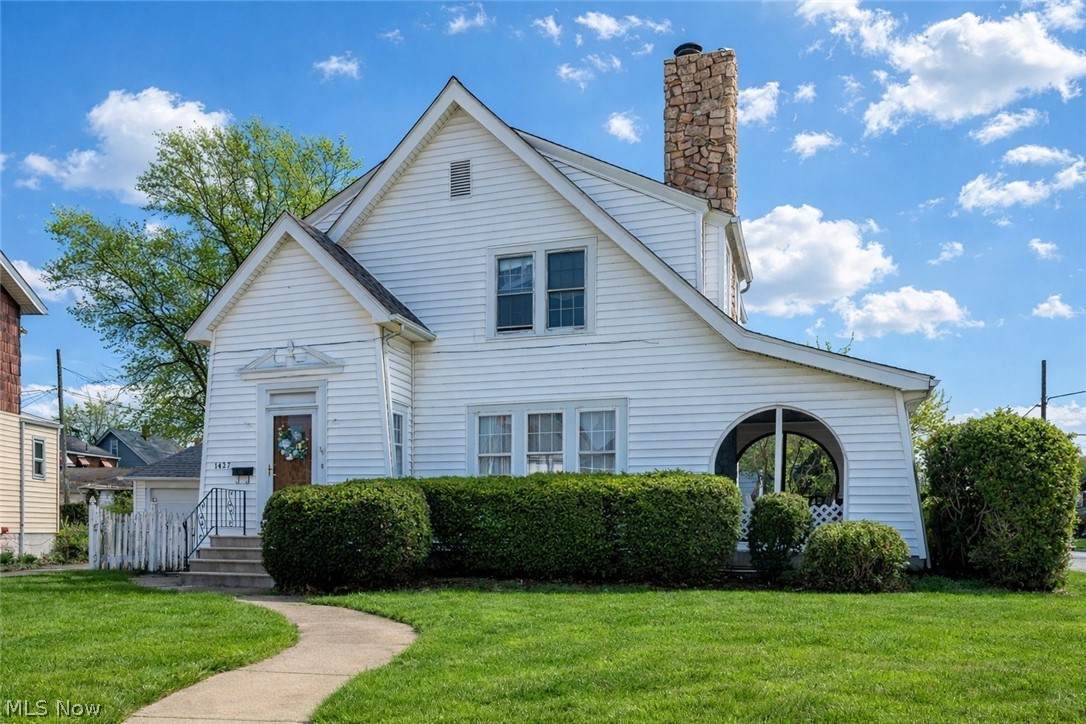 1427 Lakeview Boulevard - Photo 1