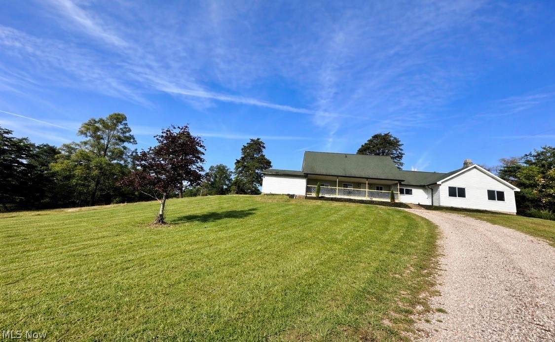 1556 Mcgill Road - Photo 1