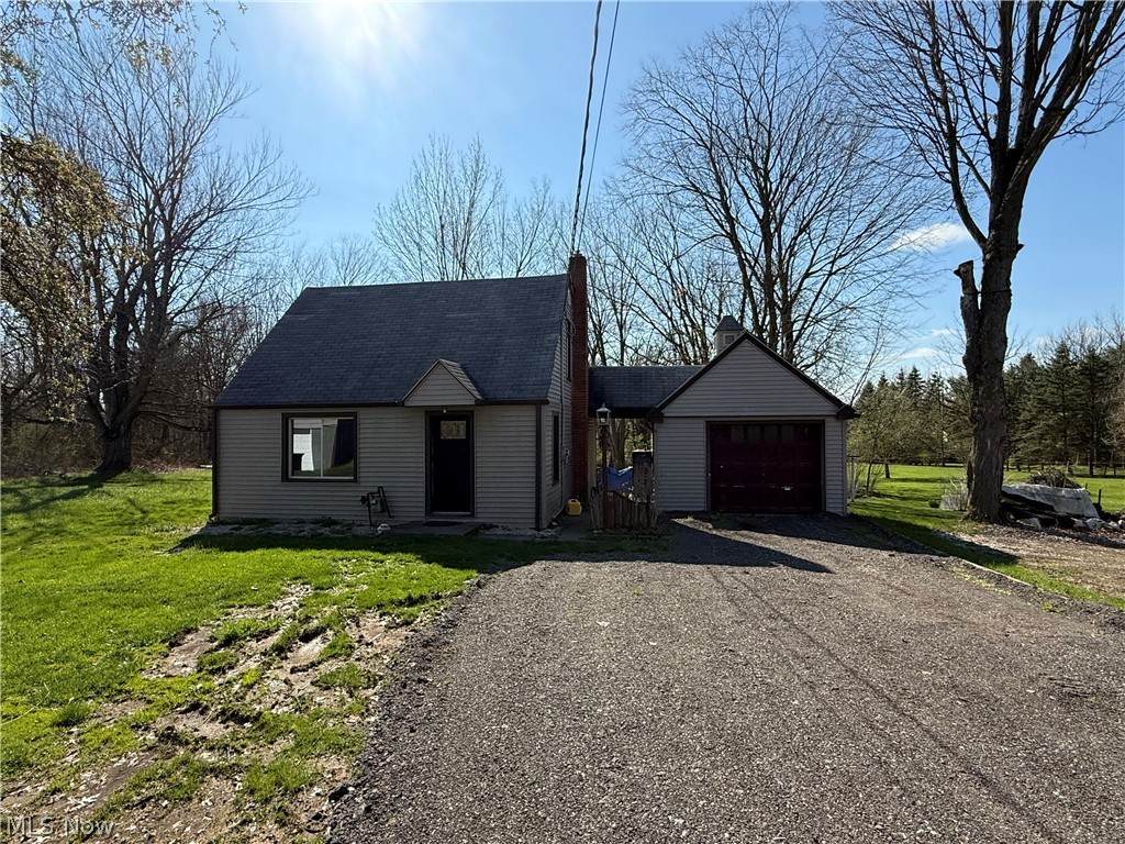 452 Niles Cortland Road - Photo 1