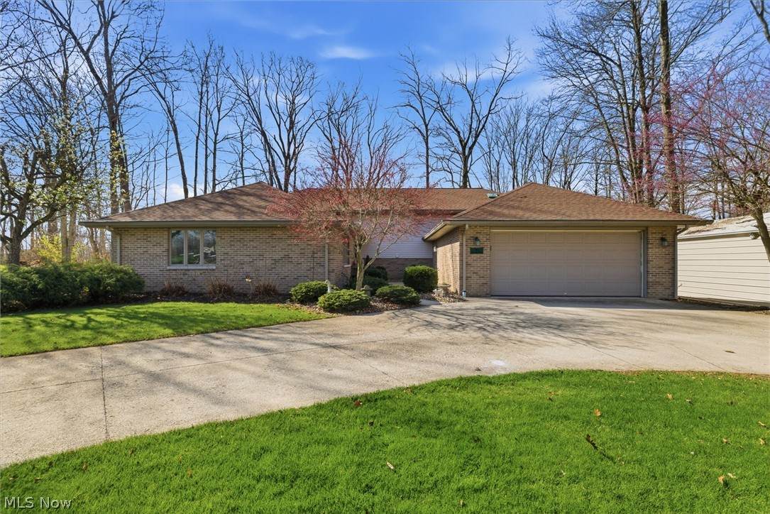 843 Wildwood Drive - Photo 1