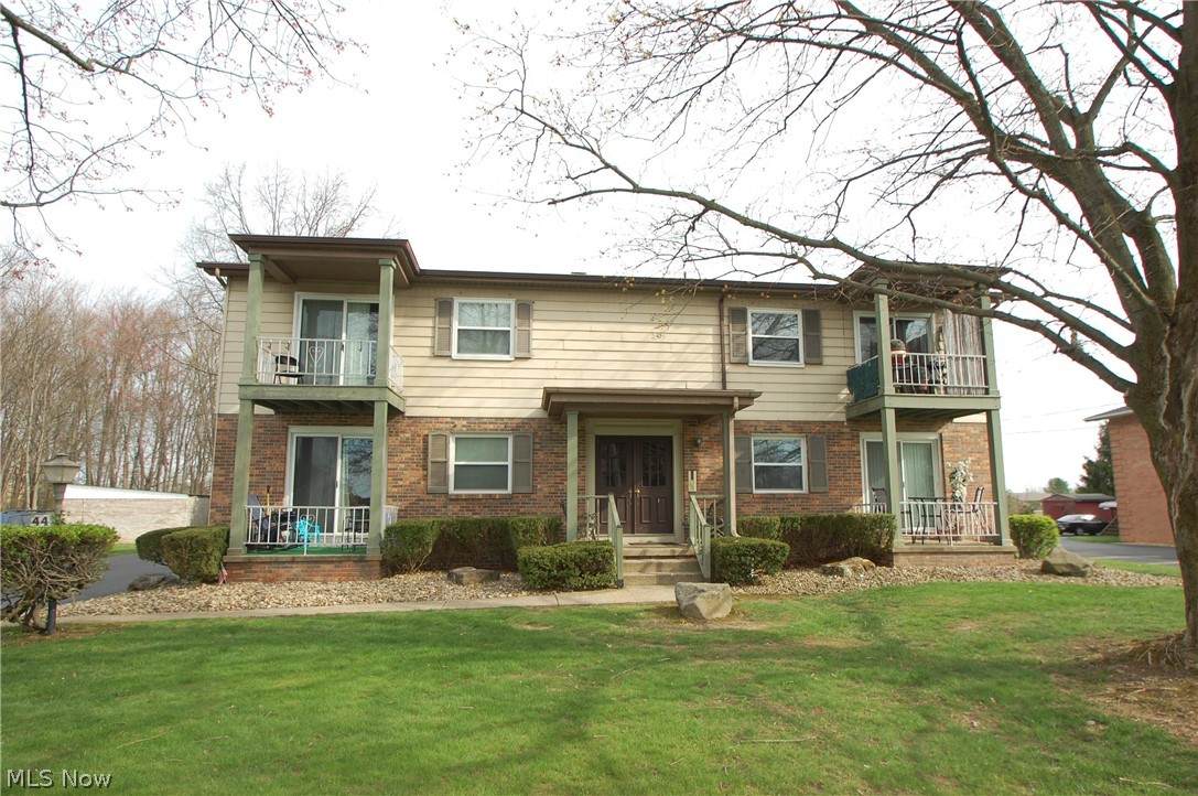 44 Southwoods Avenue - Photo 1