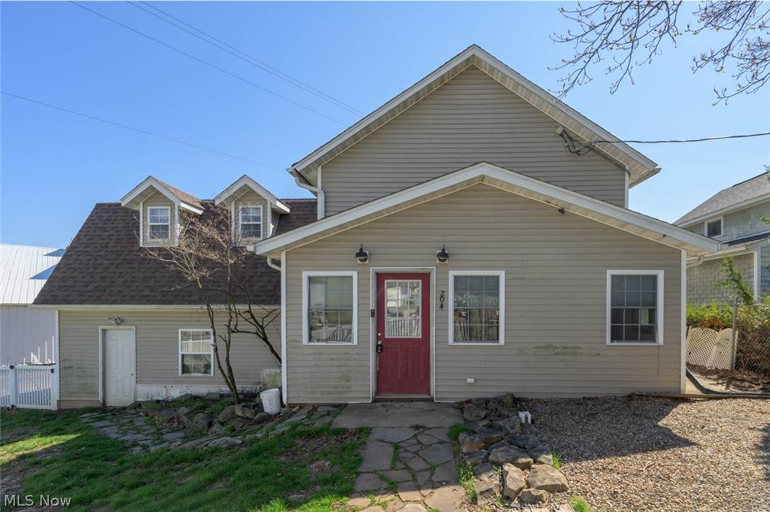 204 Prospect Avenue - Photo 1