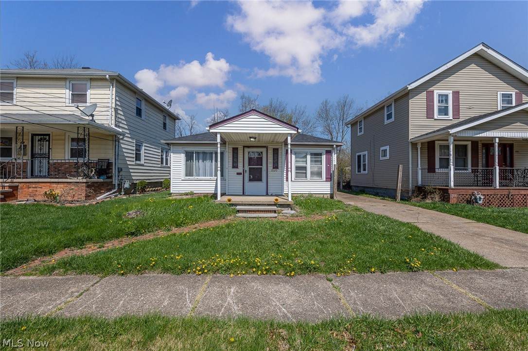 1020 19th Street - Photo 1
