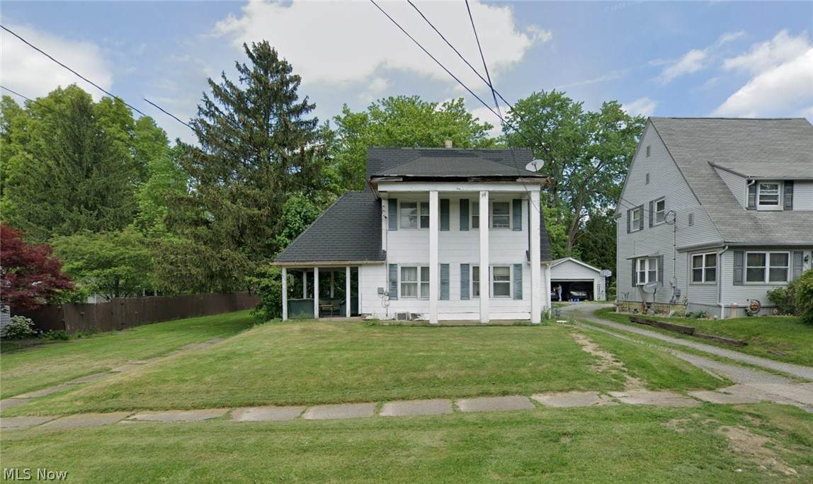 426 8th Street - Photo 1