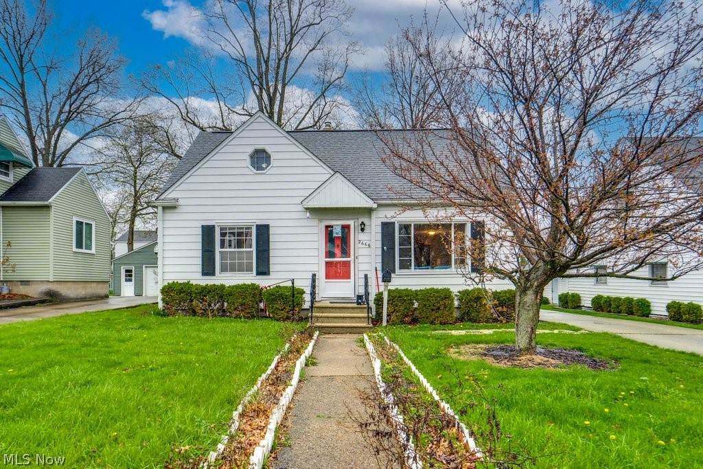 2666 10th Street - Photo 1