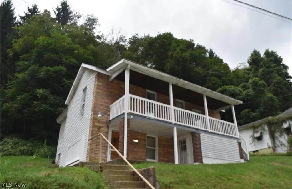 58640 Charles Street - Photo 1