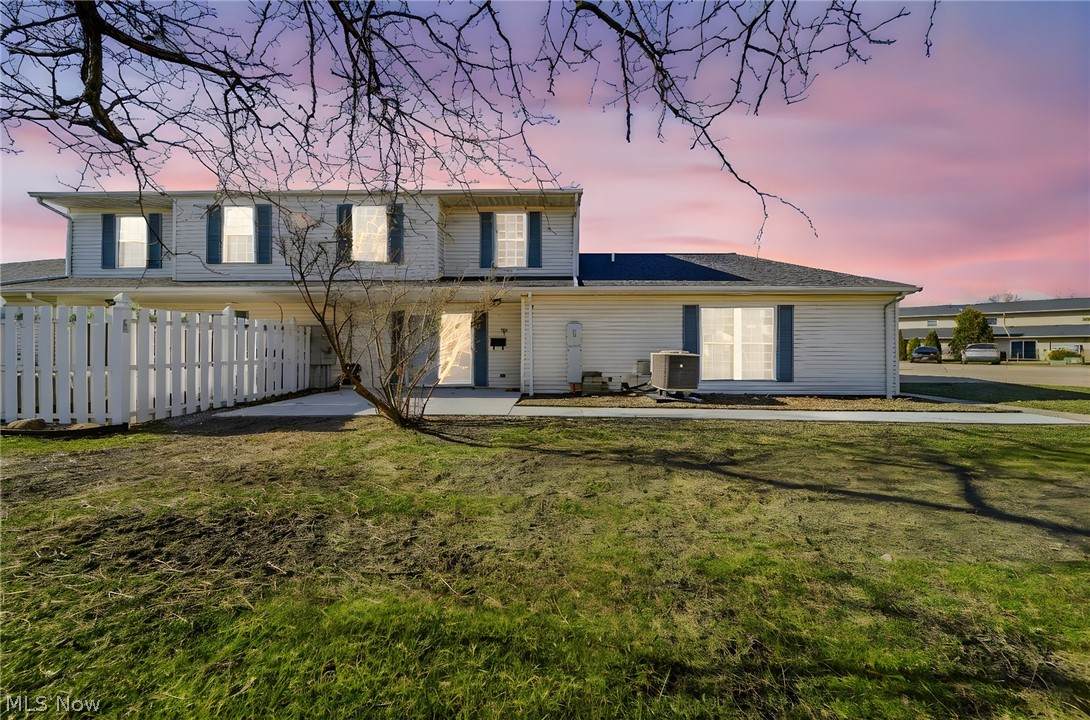 7981 Carriage Circle - Photo 1