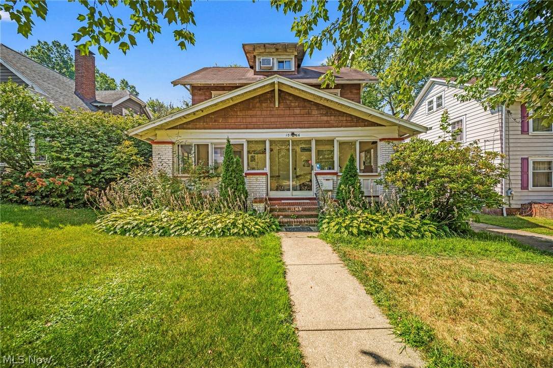 1066 Emma Avenue - Photo 1