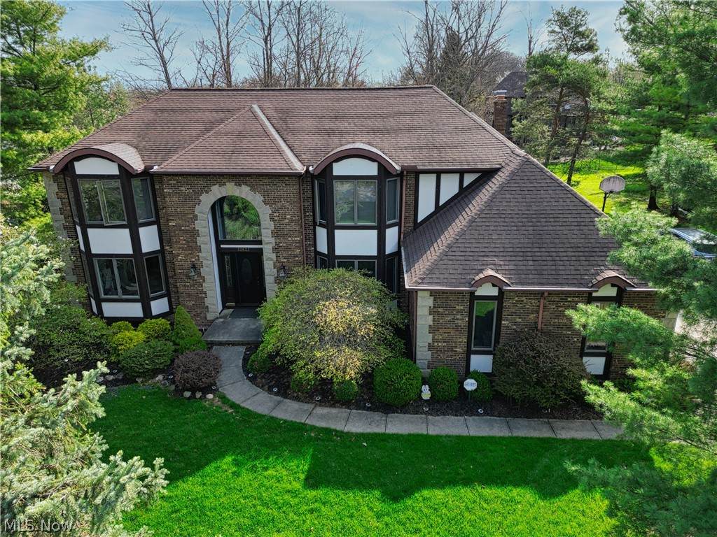 10621 Sherwood Trail - Photo 1