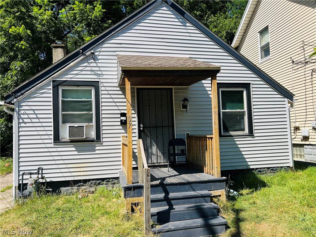 9407 Benham Avenue - Photo 1