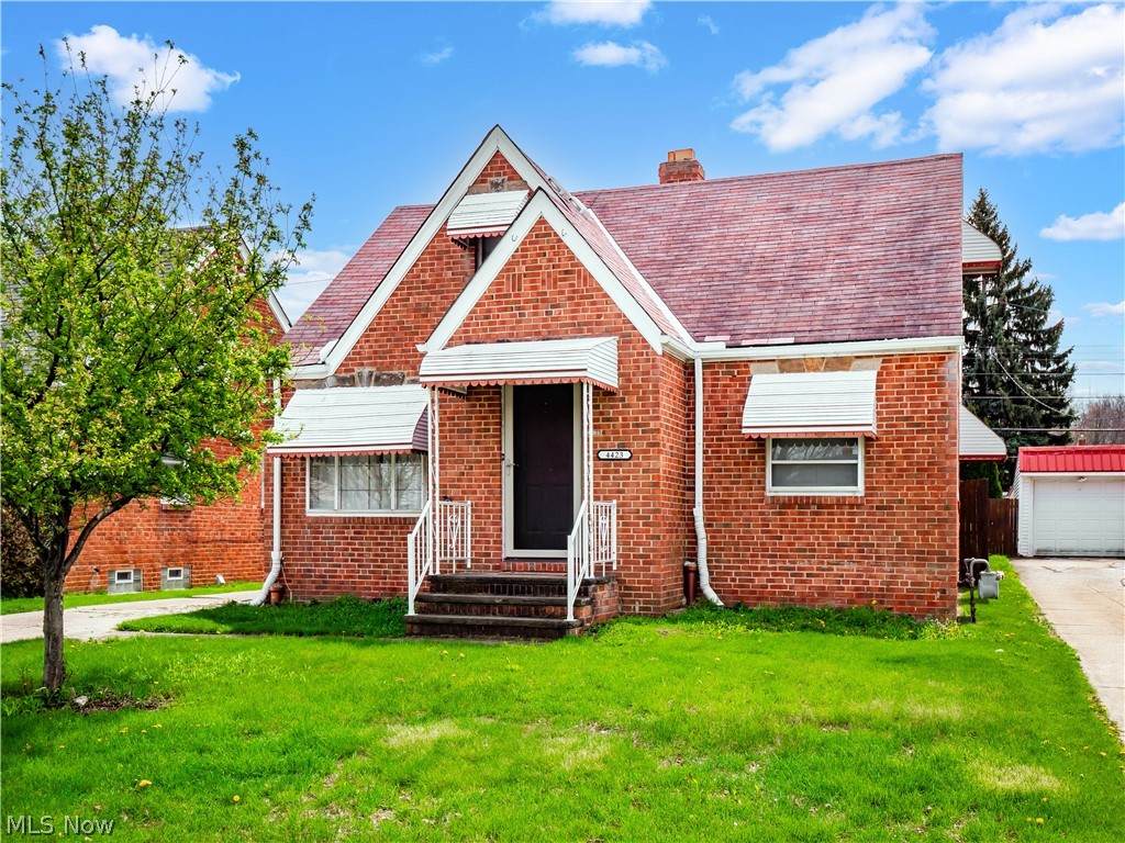 4423 Grantwood Drive - Photo 1