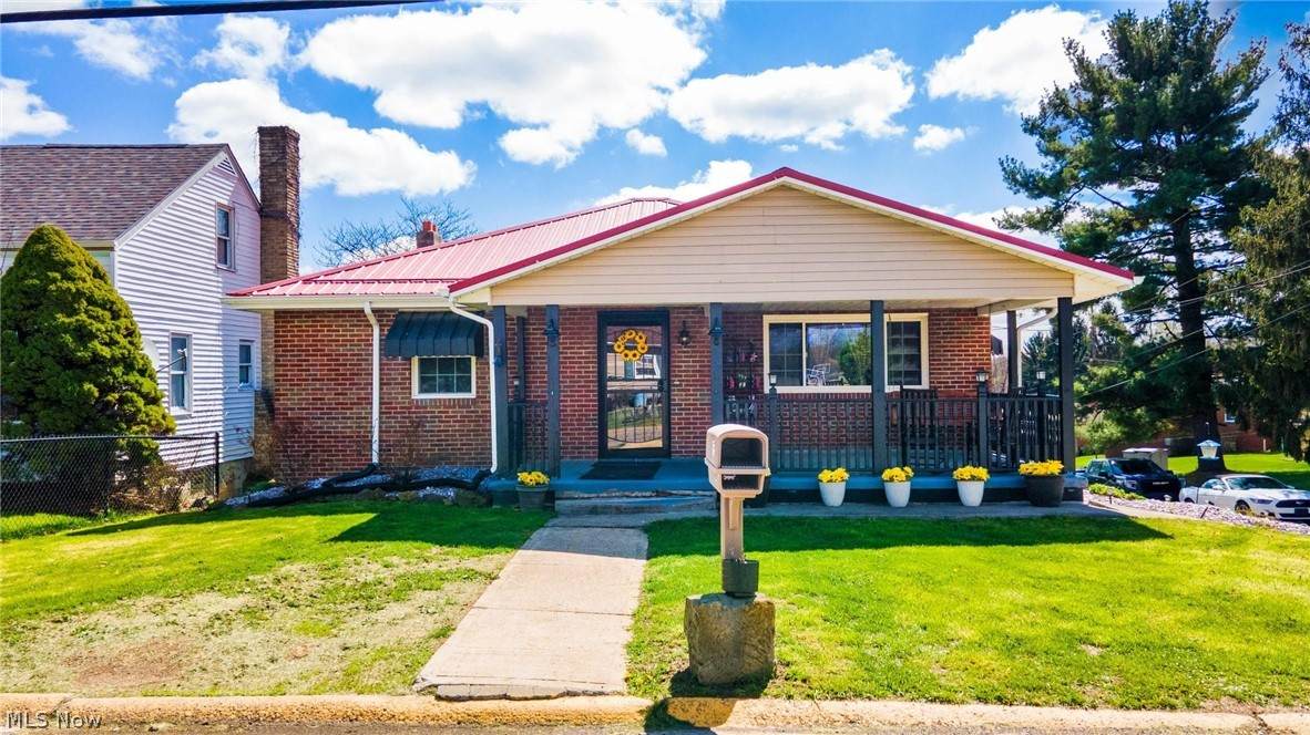195 Gilson Avenue - Photo 1