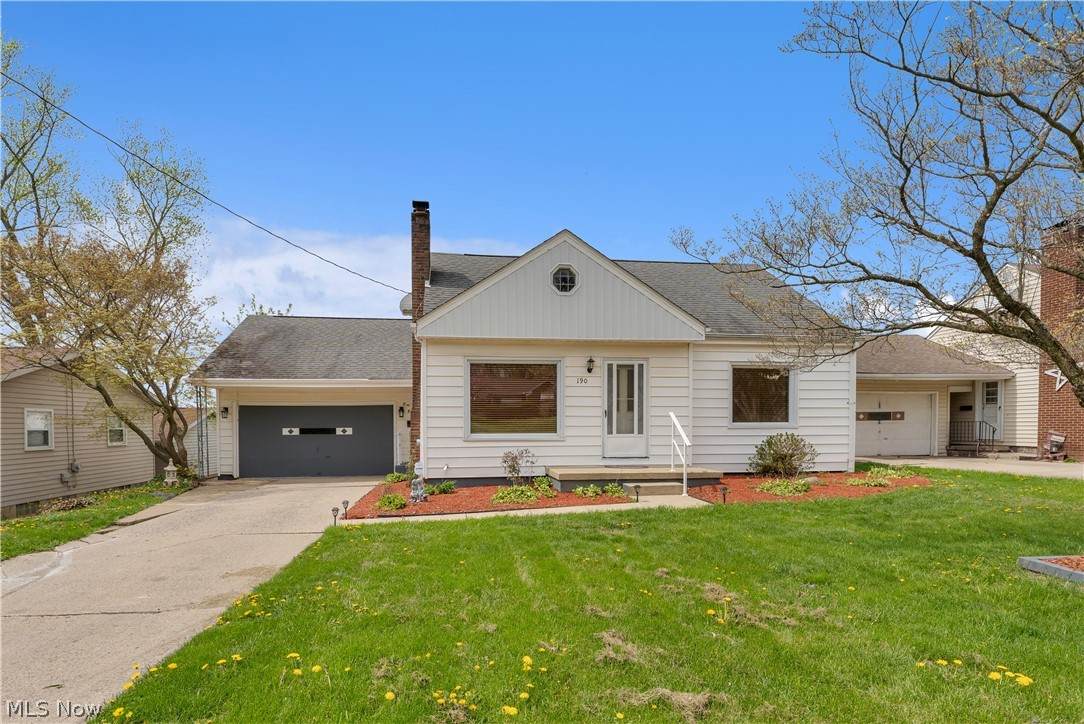 190 Struthers Liberty Road - Photo 1