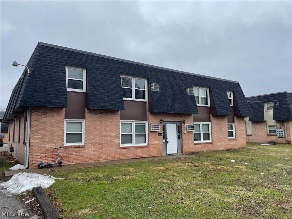 5029 Aravesta Avenue - Photo 1