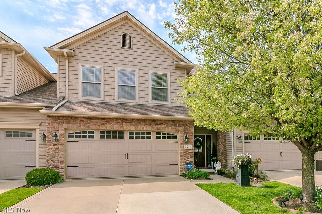 324 Lakewick Lane - Photo 1