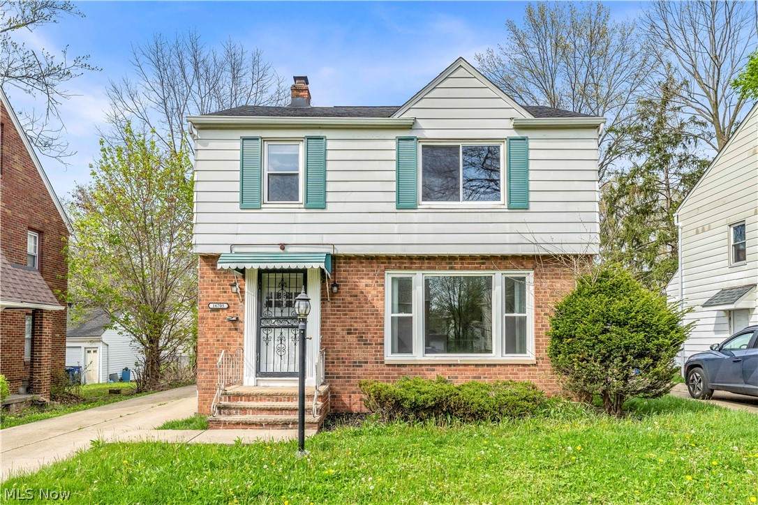 16705 Glendale Avenue - Photo 1
