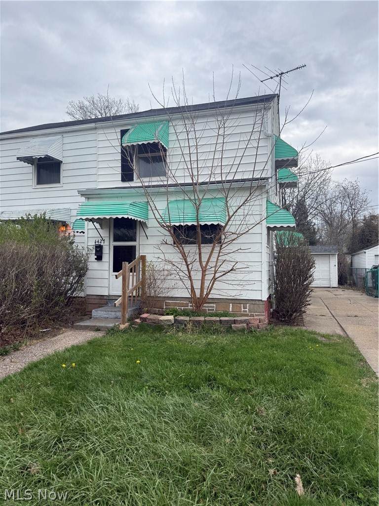 1427 252nd Street - Photo 1