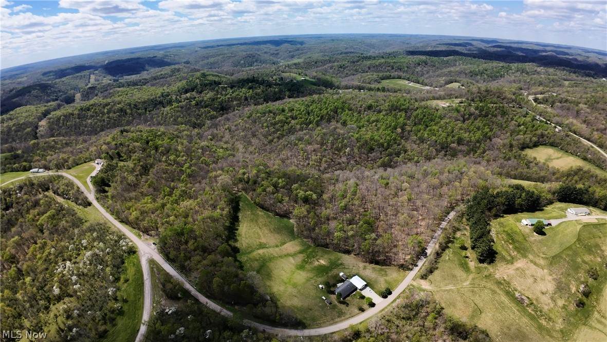  Plainview Road - Photo 1