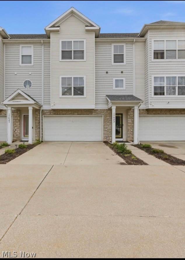 17583 Wildwood Lane - Photo 1