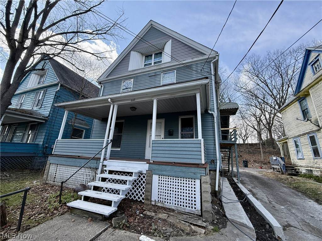 222 Rhodes Avenue - Photo 1