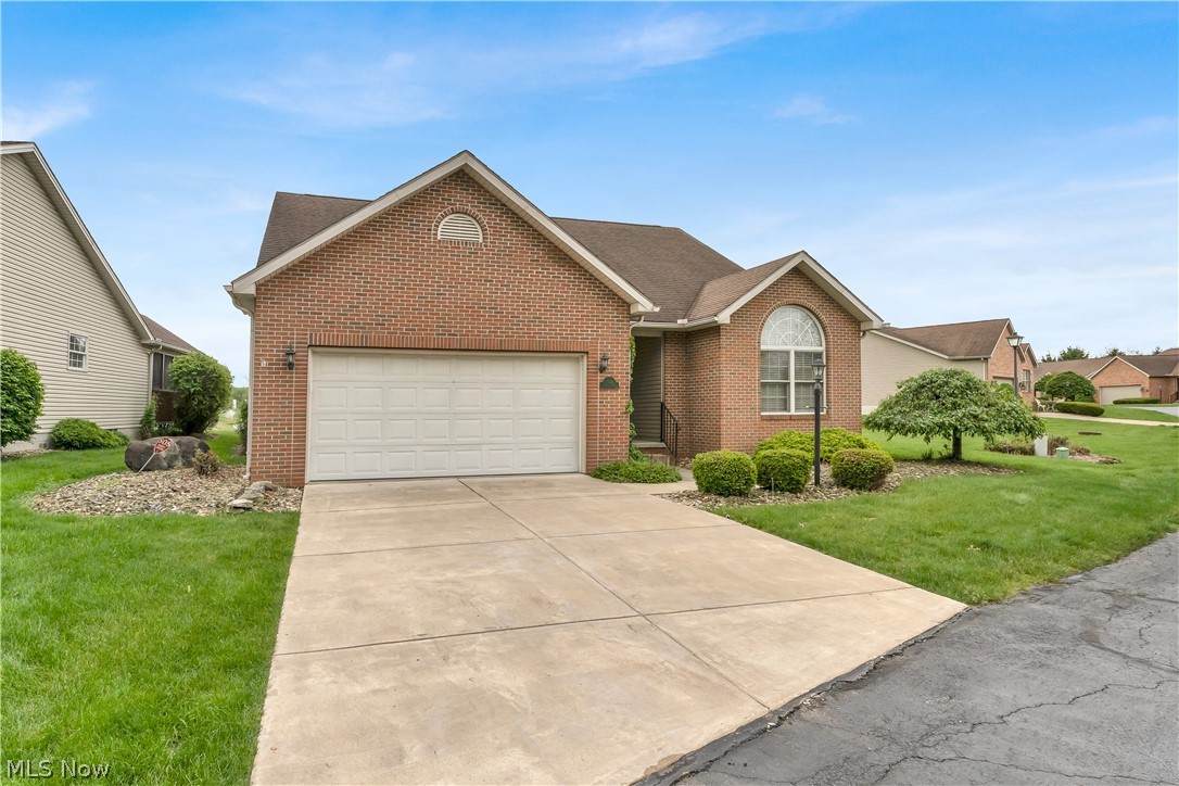 144 Royal Troon Drive - Photo 1