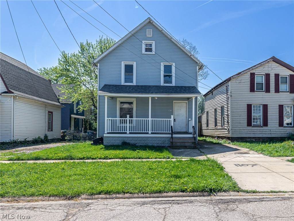 1107 2nd Street - Photo 1