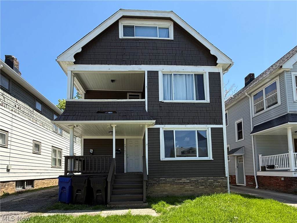 3573 120th Street - Photo 1