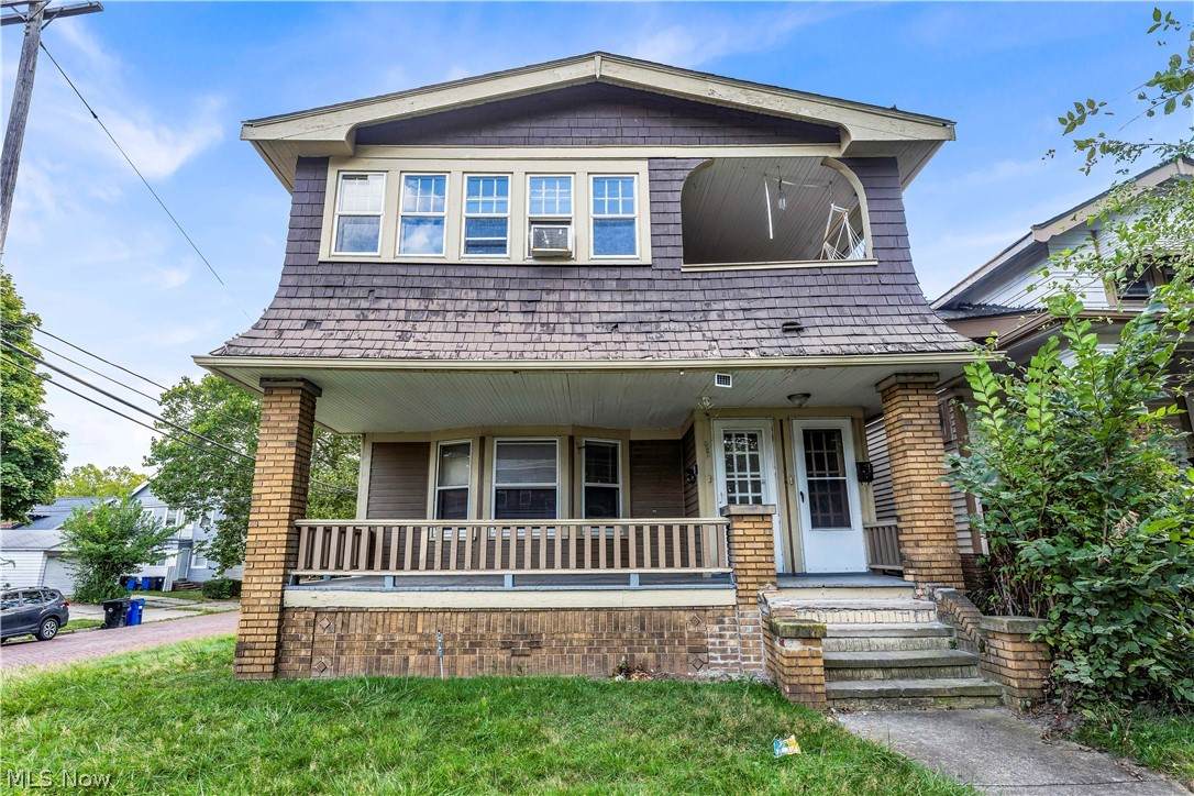 3219 116th Street - Photo 1