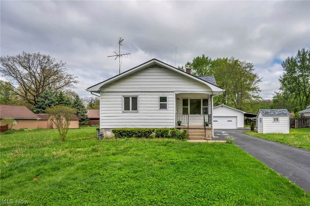 2131 Overland Avenue - Photo 1