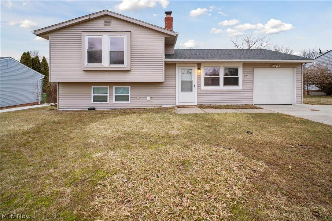 6699 Deer Court - Photo 1