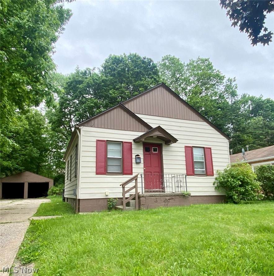 1011 Cordova Avenue - Photo 1
