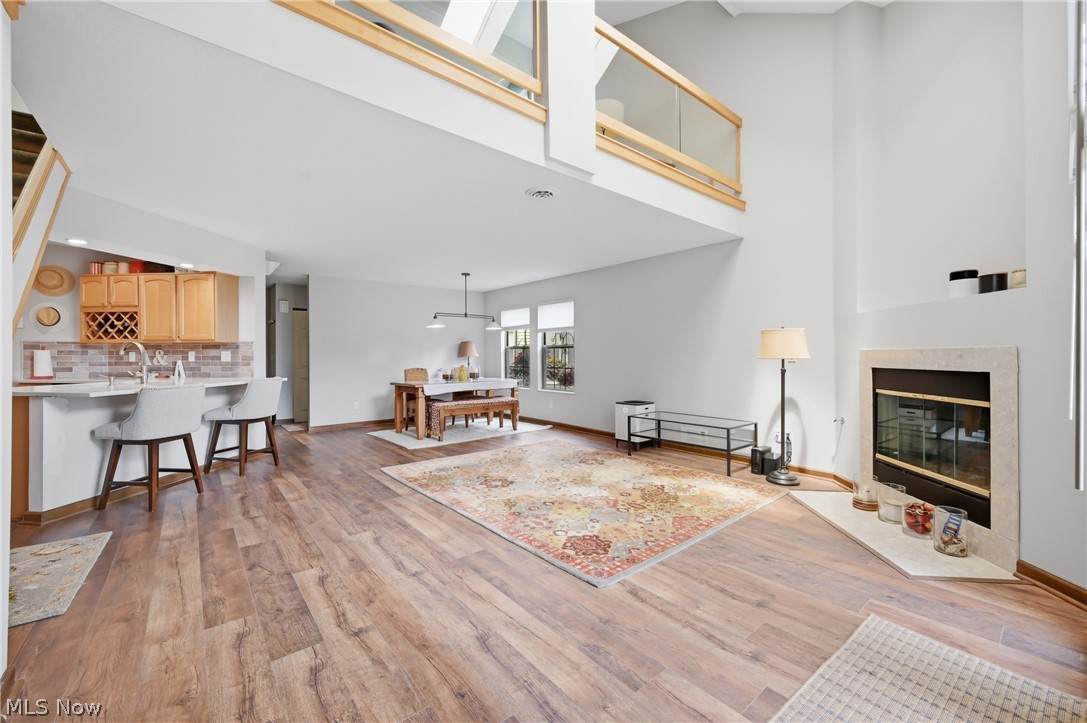 https://bt-photos.global.ssl.fastly.net/normls/orig_boomver_1_5213922-2.jpg