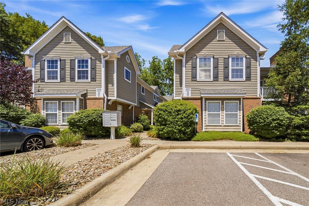 3371 Lenox Village - Photo 1