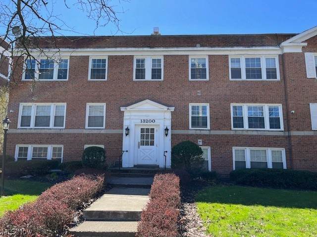 13200 Fairhill Road - Photo 1