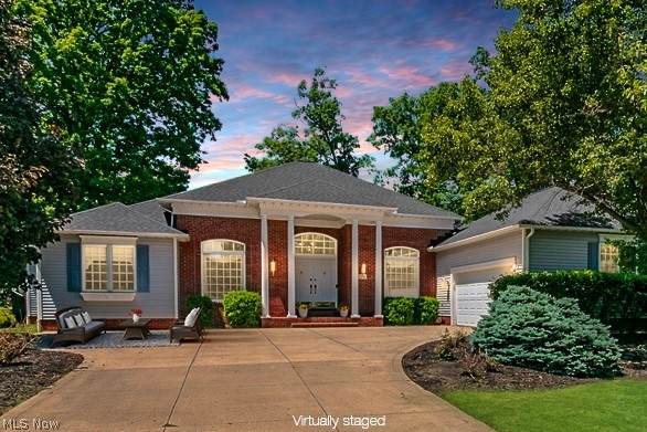 7290 Hunters Trail - Photo 1