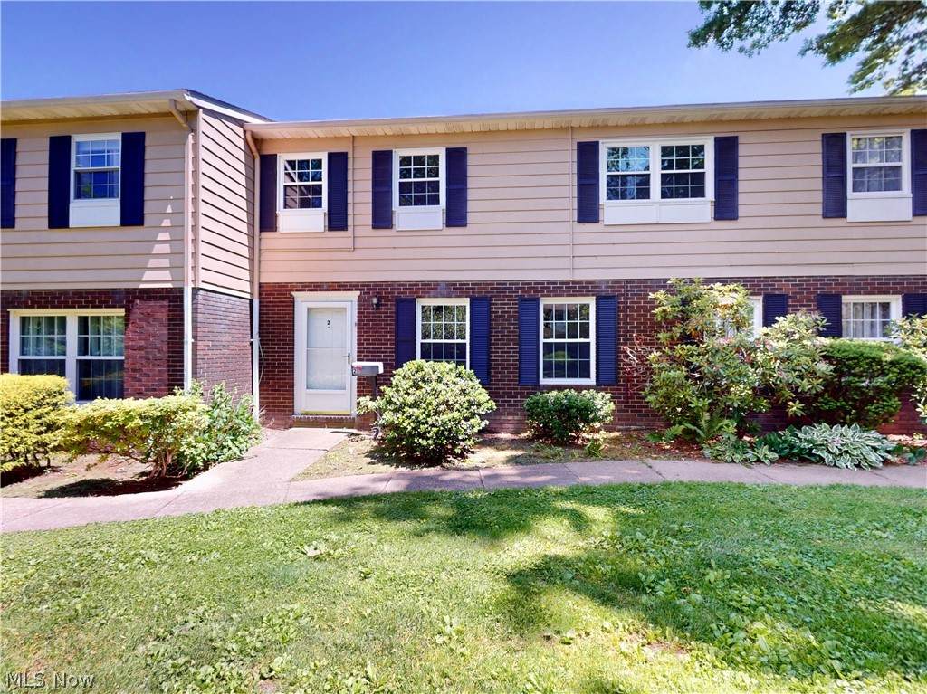 8240 Deepwood Boulevard - Photo 1