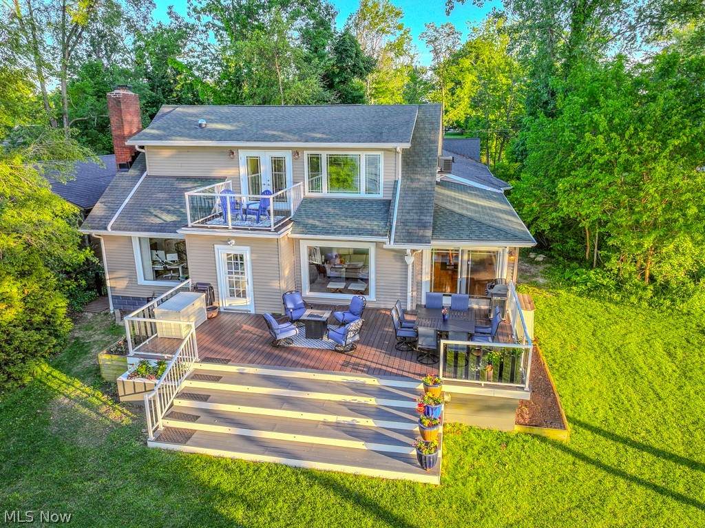 7839 Lake Shore Boulevard - Photo 1