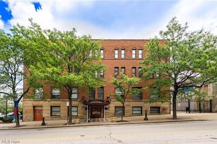 1133 9th Street - Photo 1