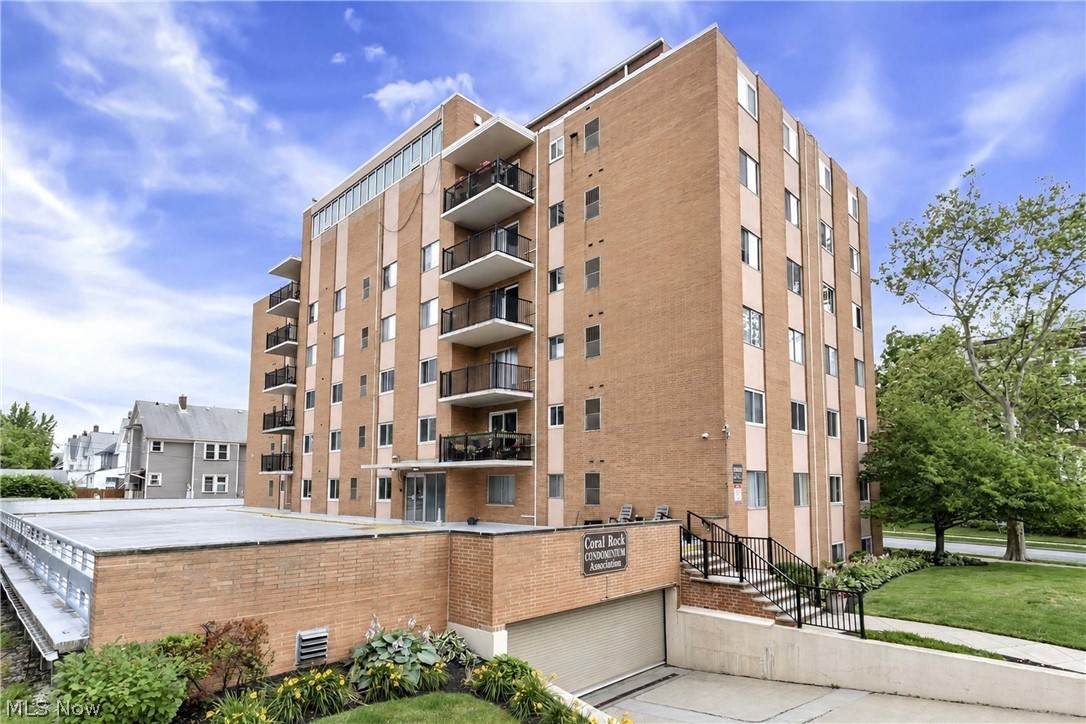 12029 Clifton Boulevard - Photo 1