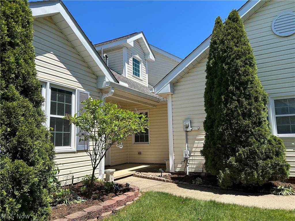 1835 Hickory Lane - Photo 1