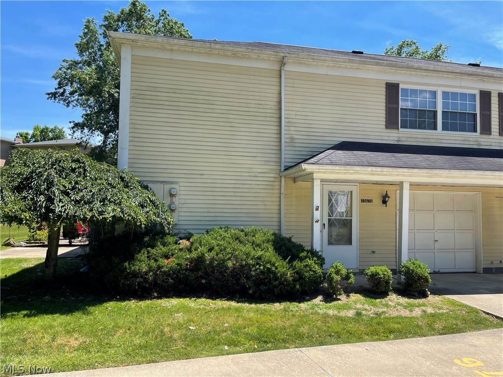 13676 Oakbrook Drive - Photo 1