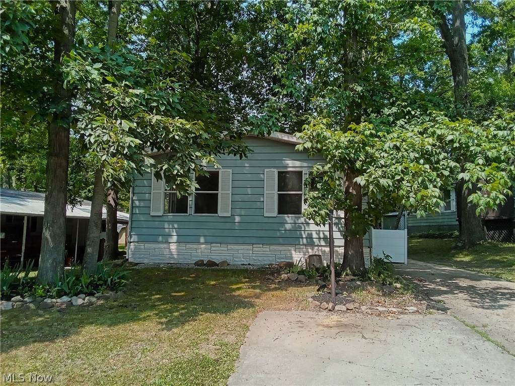 6 Cardinal Dr - Photo 1