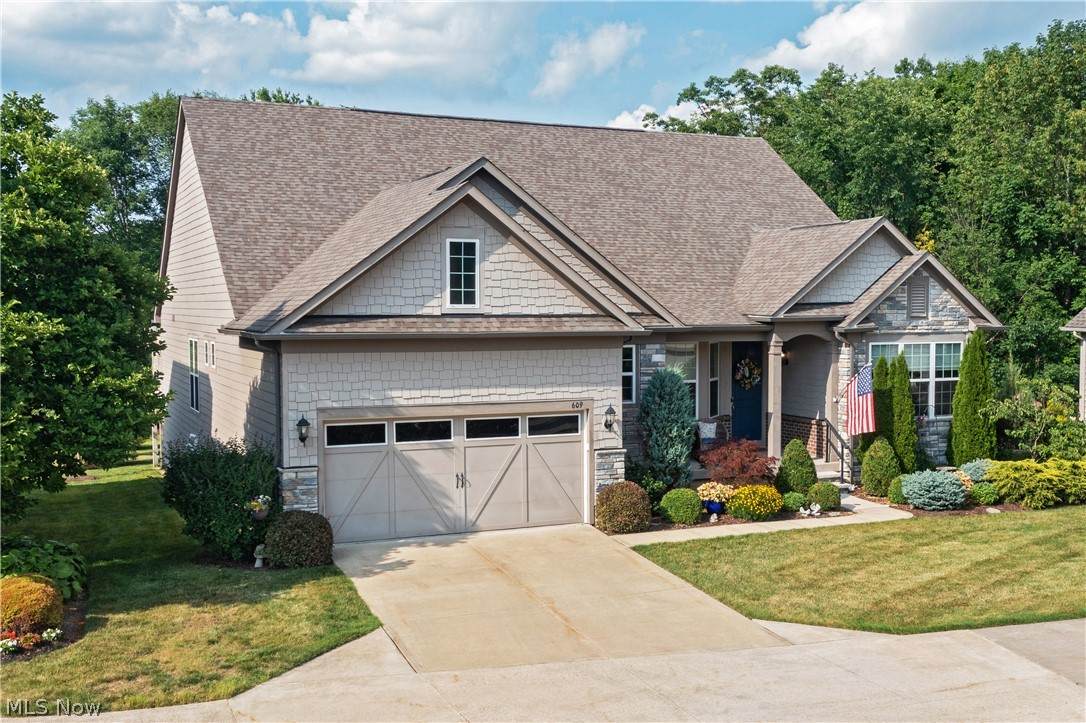 609 Burgess Circle - Photo 1