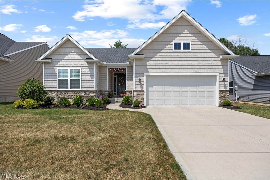 109 Spring Drive - Photo 1