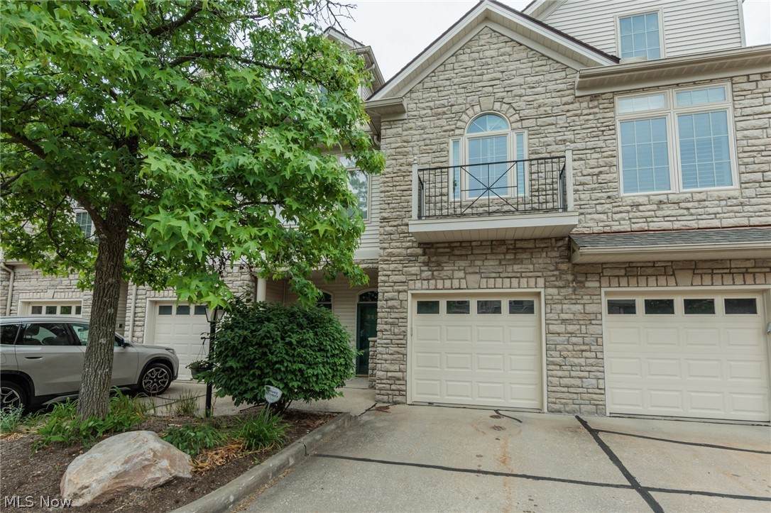 3192 Richmond Road - Photo 1