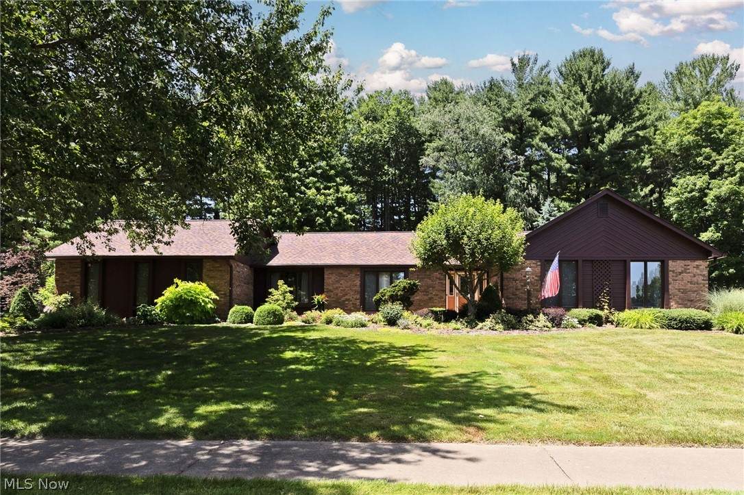 1588 Royal Oak Drive - Photo 1