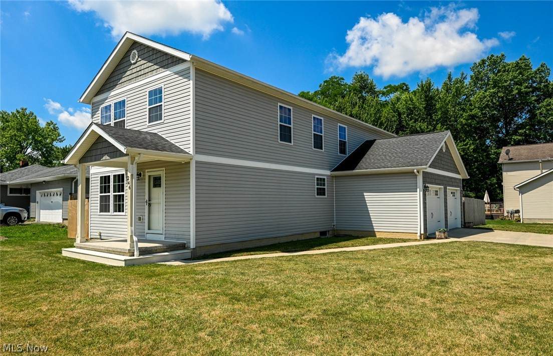 246 Columbine Avenue - Photo 1