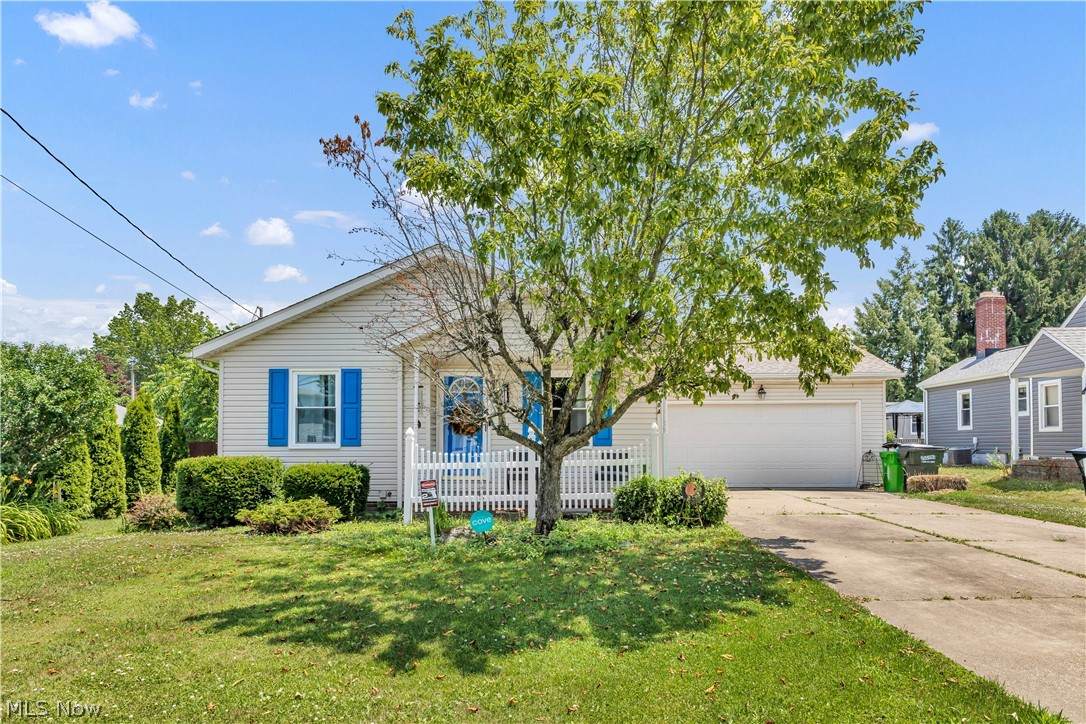 384 25th Street - Photo 1