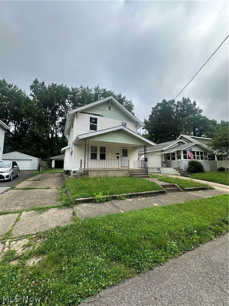 1853 Marks Avenue - Photo 1